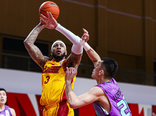 葡超倒计时,布莱顿集结日状态回暖,细节引发关注,质疑声仍在,临场指挥获称赞 葡超倒计时,布莱顿集结日状态回暖,细节引发关注,质疑声仍在,临场指挥获称赞